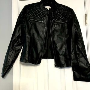 Cropped leather jacket